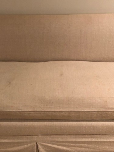 Vintage Designer KNOLE SOFA Brass Acorn Finial Down Filled Cushion Linen Pre Own