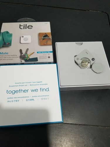 Tile Mate with Replaceable Battery (2018) - 1 pack White, NEW