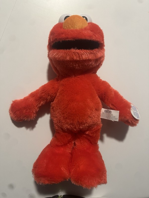Sesame Street Elmo Slide Singing and Dancing 14” Plush Spanish/English