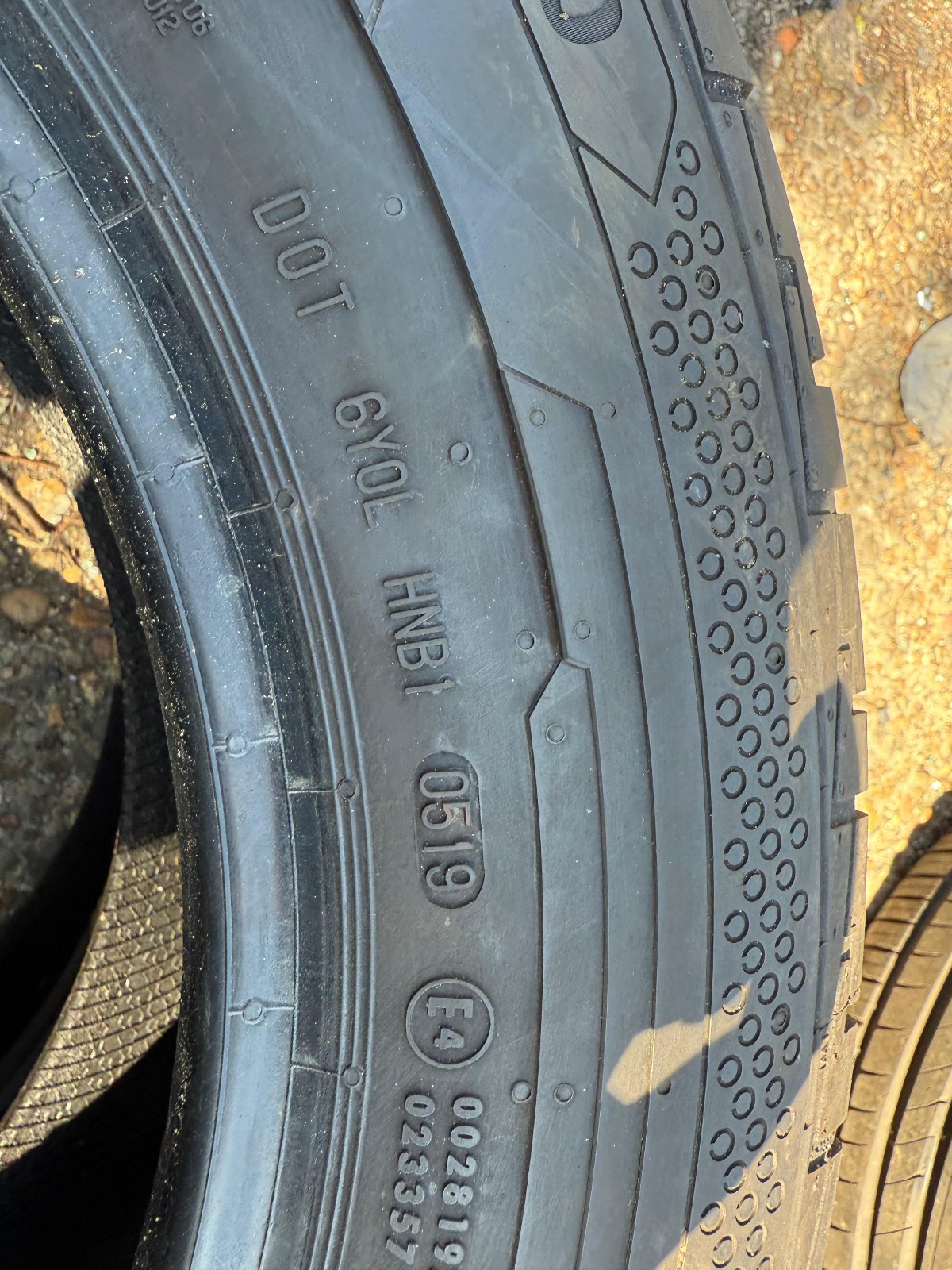 New 215 65 16C Continental, CVC 100, 106/104T, x1 Tyre (F1_tyres) YD152