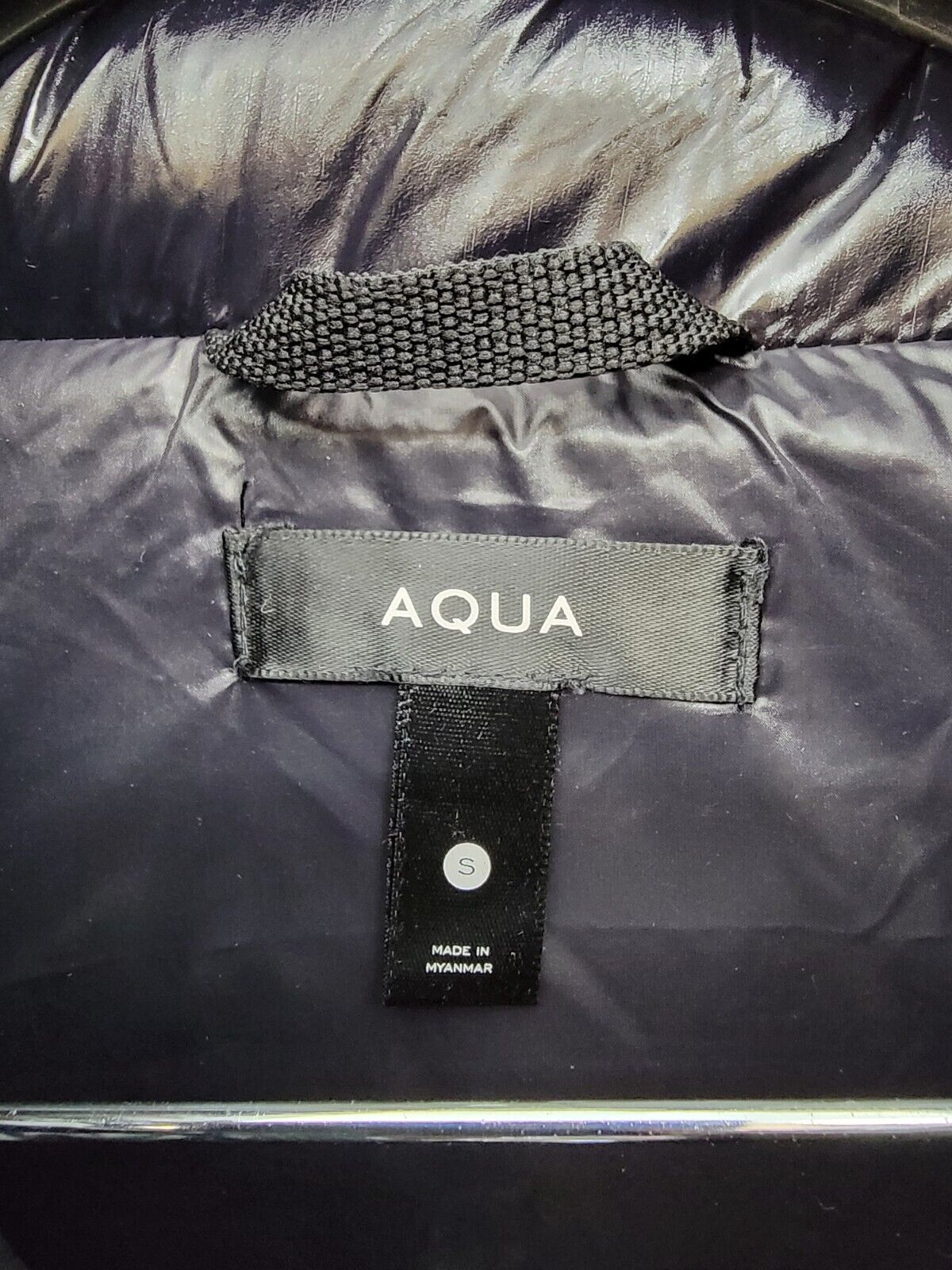 AQUA Lacquer Ella Down Puffer Jacket Women's S Onyx Hooded AQUA Lacquer Ella Down Puffer Jacket Women's S Onyx Hooded