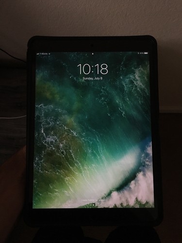 Apple iPad Pro 10.5in 64GB, Wi-Fi + Cellular (Unlocked Apple iPad Pro 10.5in 64GB, Wi-Fi + Cellular (Unlocked
