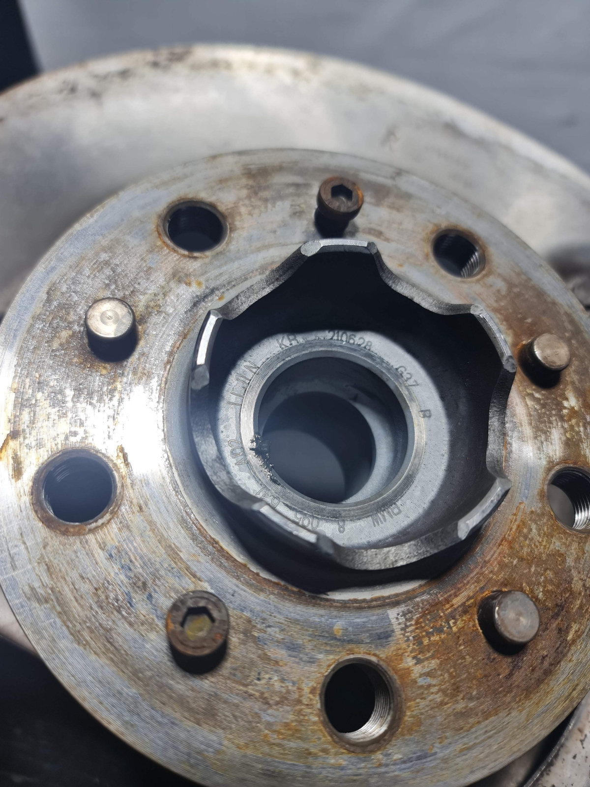 0 Bmw M3 M4 G80 G82 G83 xDrive Front Right Knuckle Wheel Hub 2021 - 2024 Oem 80937 image 5