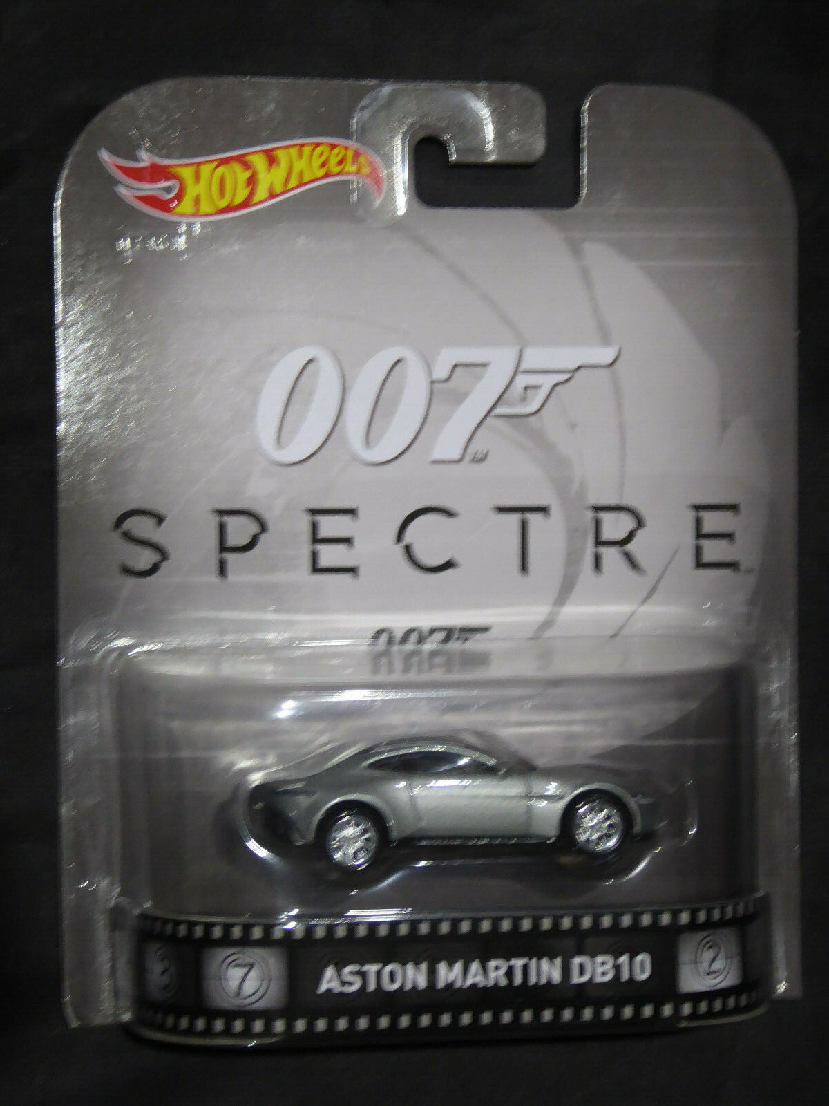 非売品 007 SPECTRE  /ASTON MARTIN DB10 James Bond to drive new Aston Martin DB10 in 'Spectre