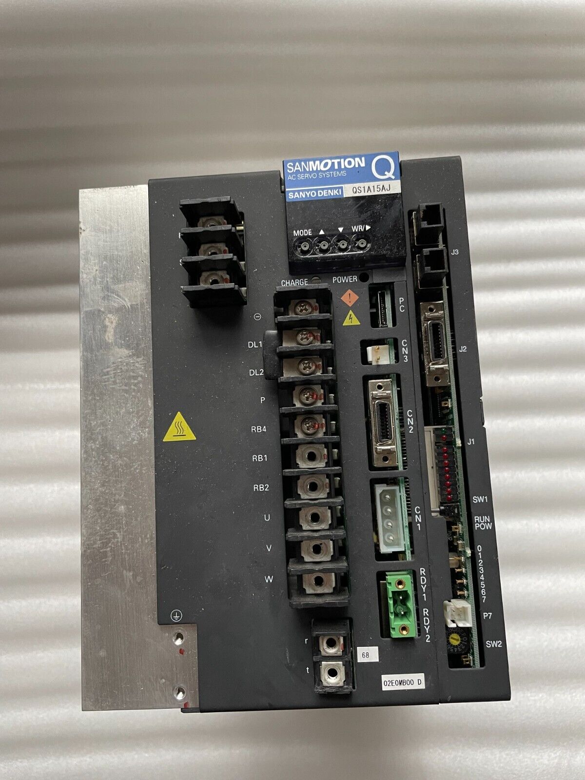 SANYO DENKI SANMOTION QS1A15AJ02E0MB00 AC SERVO DRIVE with SANYO DENKI SANMOTION QS1A15AJ02E0MB00 AC SERVO DRIVE with