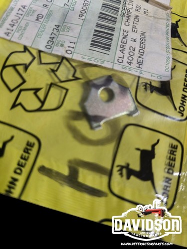 Genuine John Deere New Old Stock Clip R27381 