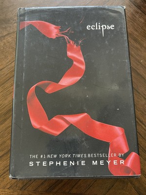 Eclipse (The Twilight Saga) by Meyer, Stephenie -- Hardcover Book 
