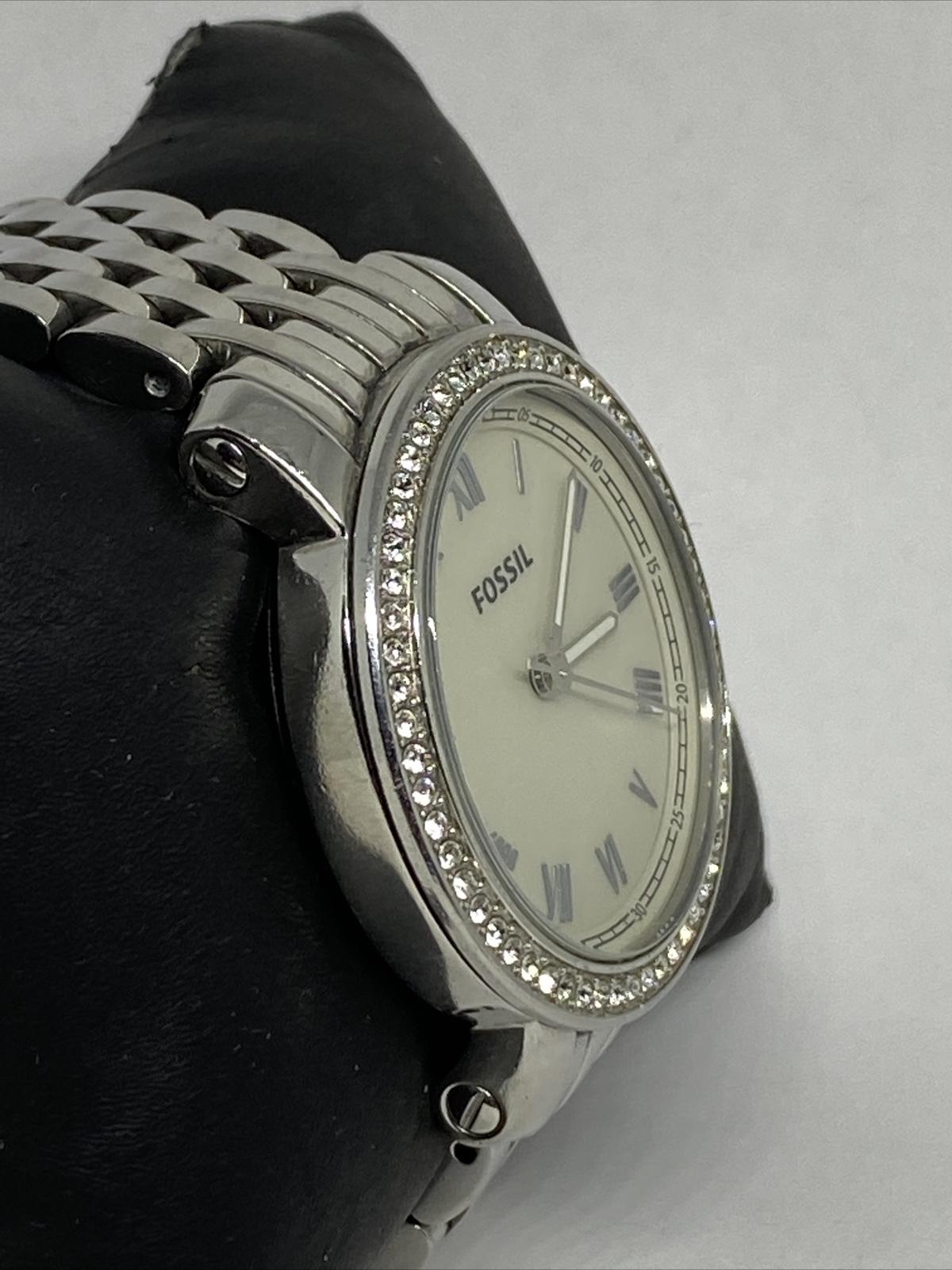Fossil ES3112 Womens Silver Stainless Steel Analog Dial Fossil ES3112 Womens Silver Stainless Steel Analog Dial