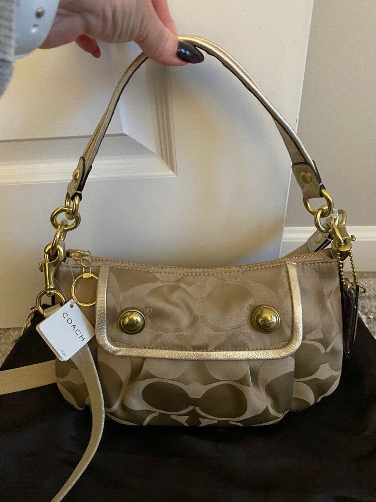 COACH POPPY SIGNATURE SATEEN GROOVY SHOULDER/SWING BAG GOLD COACH POPPY SIGNATURE SATEEN GROOVY SHOULDER/SWING BAG GOLD