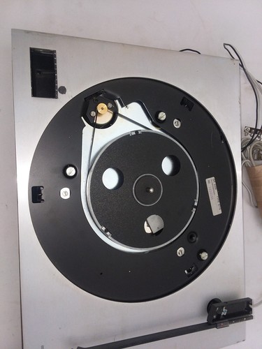 Bang & Olufsen Beogram 2400 Turntable  wo.  part or repair.
