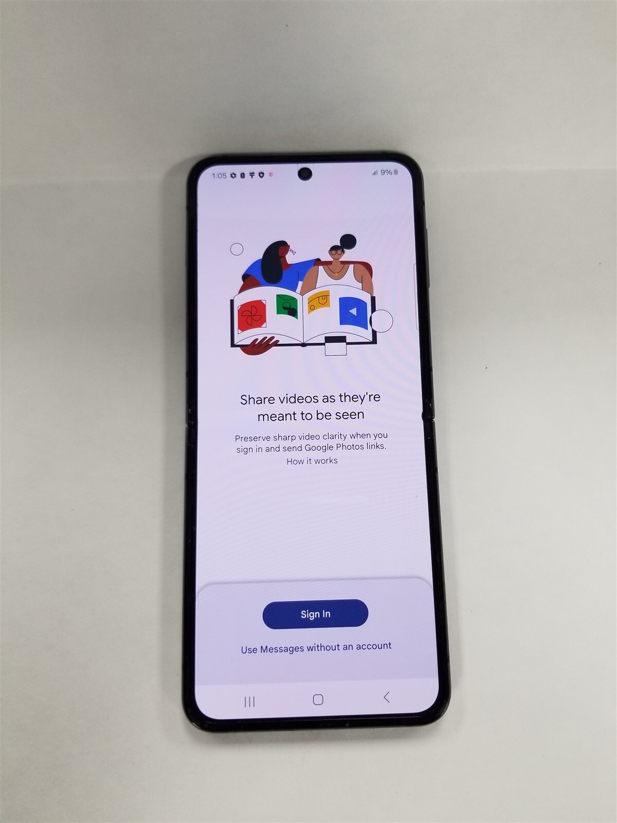 Samsung Galaxy Z Flip 5 256GB Gray SM-F731U (T-Mobile) Fully Functional DG3204