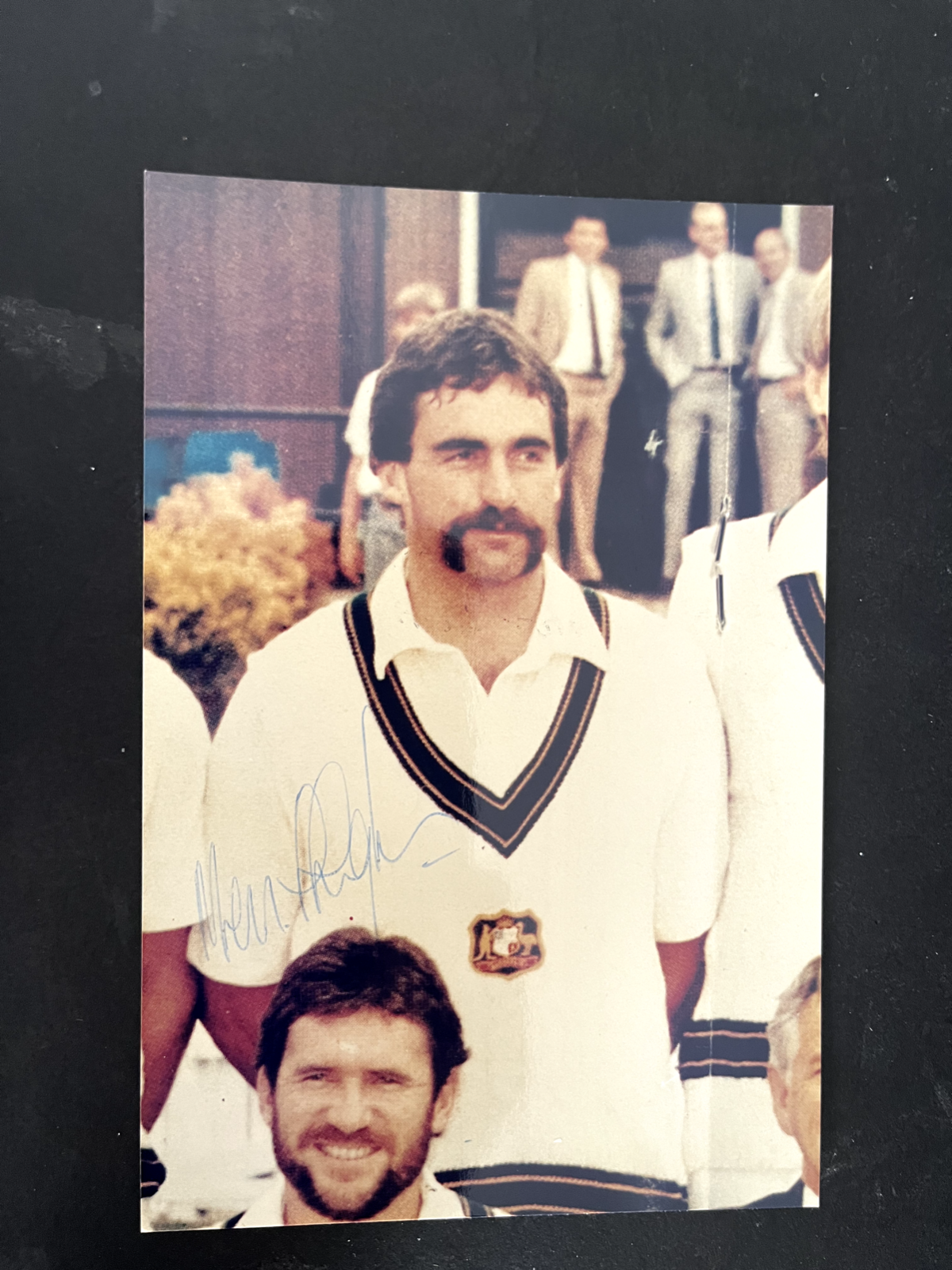 MERV HUGHES - FORMER AUSTRALIAN CRICKETER - EXCELLENT SIGNED PHOTO