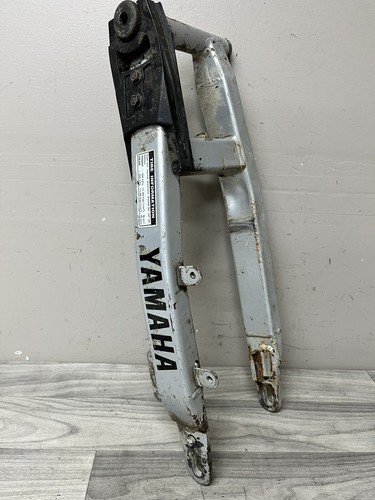 2004 04 01-04 Yamaha TTR125L TTR125LE OEM Swingarm Rear Arm 5HP-22110-00-00