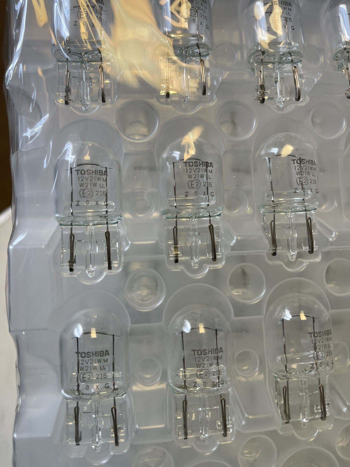2 PCS) Toshiba 12V 21W 5W Turn Brake Signal Halogen Light 7443