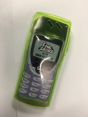 Nokia 8210,8250 Extreme FoneSkin Case Green LCL-8210G Brand New in Original pack