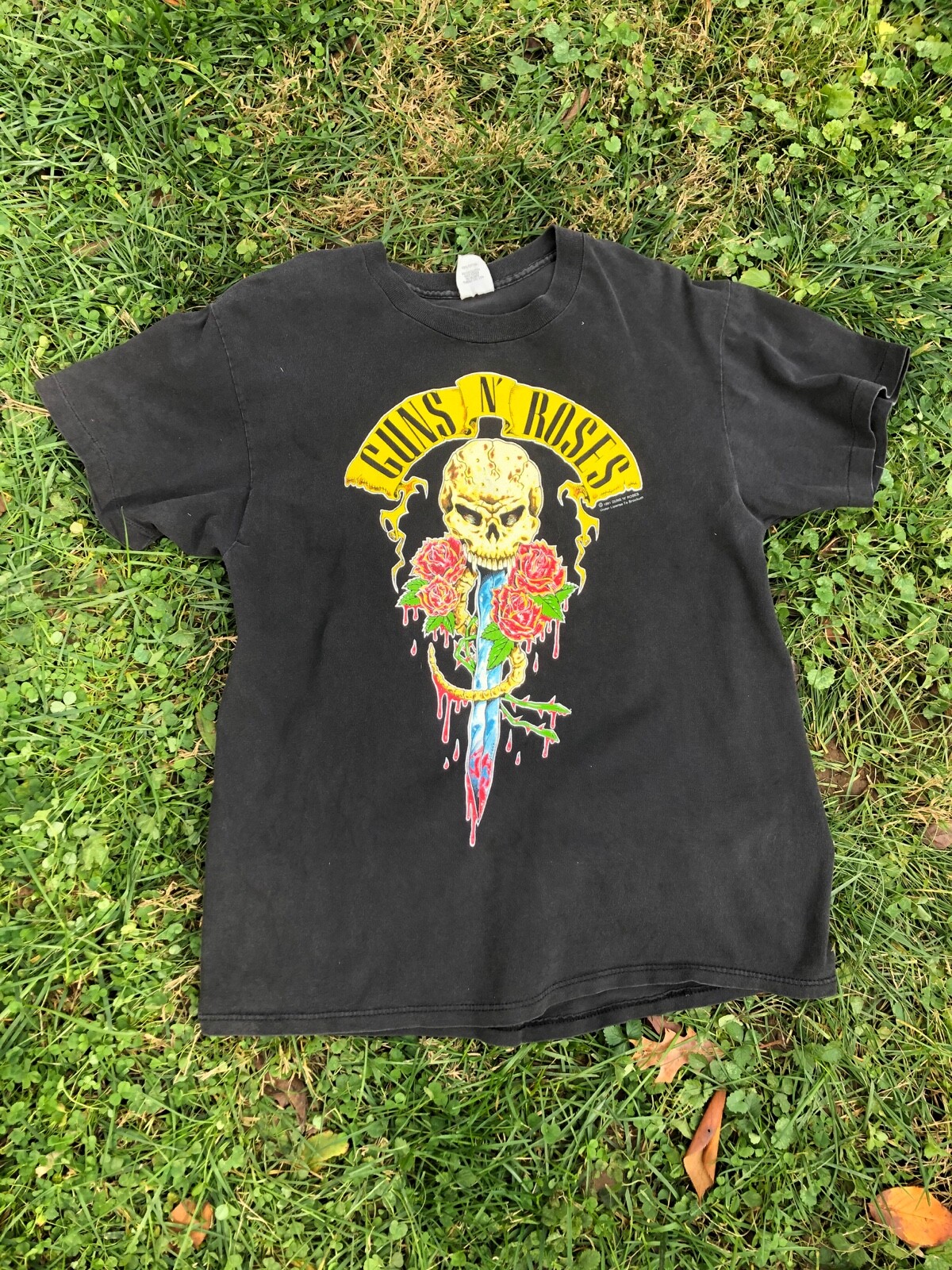 Vintage 1991 Gun's N Roses Band T shirt size Large music Vintage 1991 Gun's N Roses Band T shirt size Large music