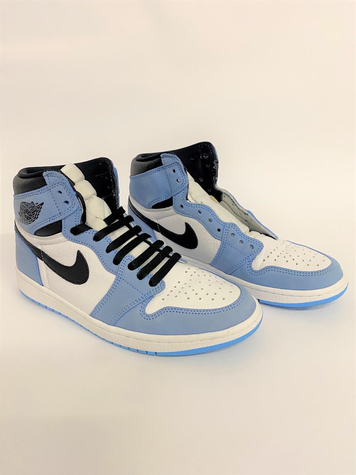 Nike Air Jordan Retro “UNIVERSITY BLUE 5550888-134 – LIGHTLY