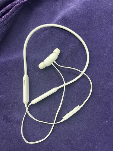 BEATS BY DR. DRE BEATSX A1763 WIRELESS IN-EAR HEADPHONES BEATS BY DR. DRE BEATSX A1763 WIRELESS IN-EAR HEADPHONES
