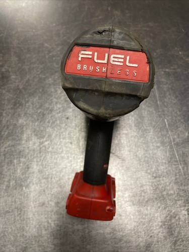 READ DESCR BROKEN MILWAUKEE M18 2763-20 Fuel IMPACT WRENCH