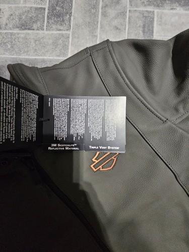 Pre-owned Harley-davidson Harley Davidson Men's Paradigm Triple Vent System 2.0 Leather Jacket 2024 Size M In Black/olive