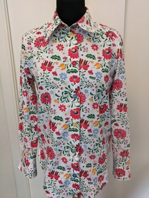 Women's Shirt. Traditional Hungarian Floral Pattern