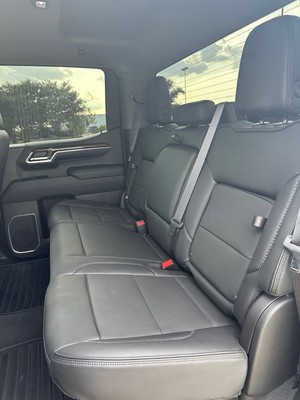 image 4 of interior