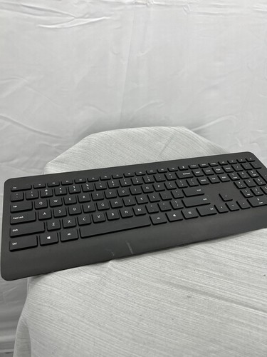 Microsoft Wireless Desktop 900 - Black. Wireless Keyboard