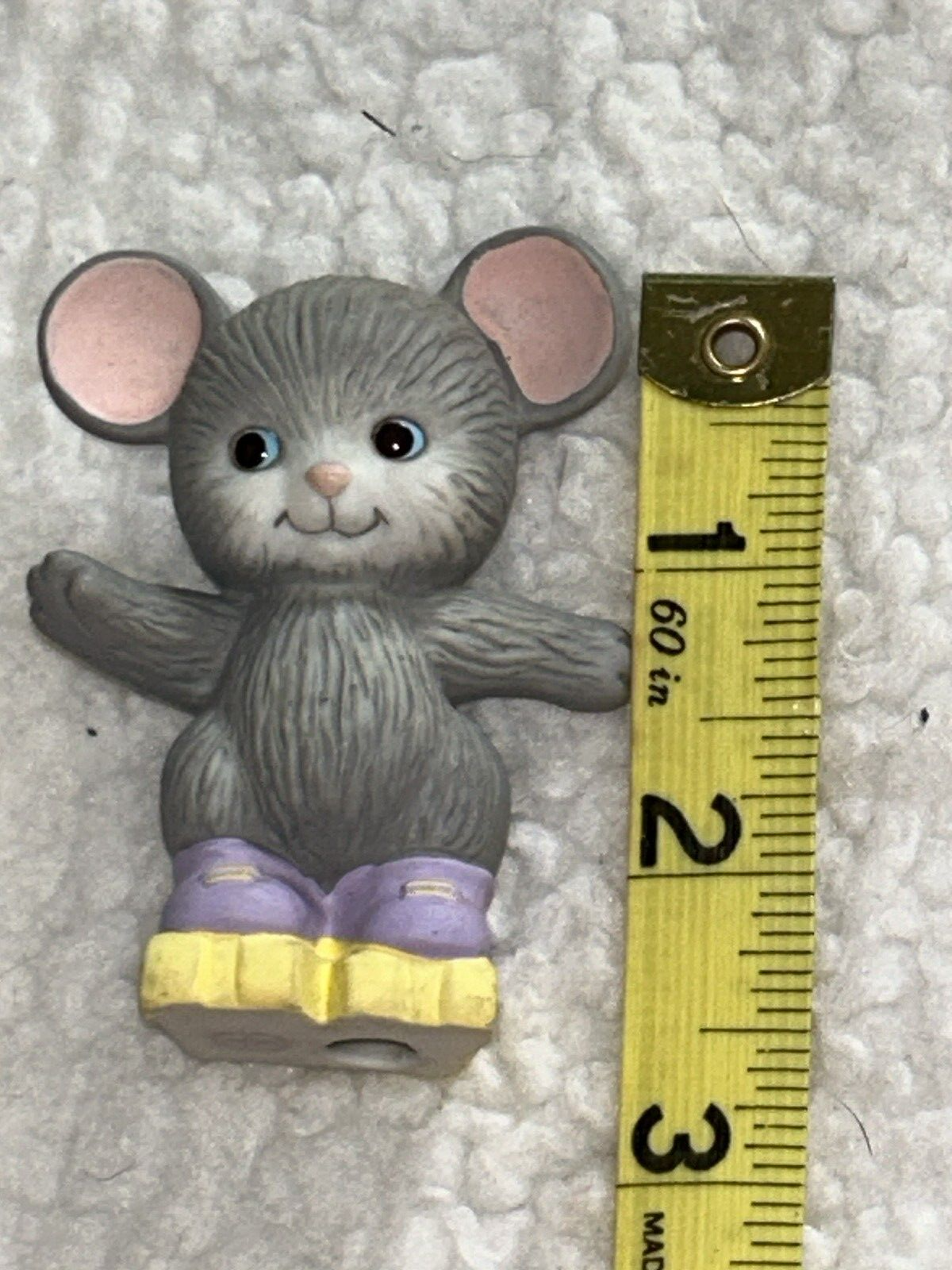 1992 Avon Grey Gray Mouse on Roller Skates Figurine Best Buddies