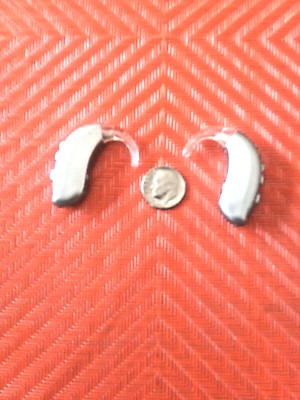 TWO PROGRAMMABLE BEHIND THE EAR  DIGITAL HEARING AID PROFOUND hearing loss