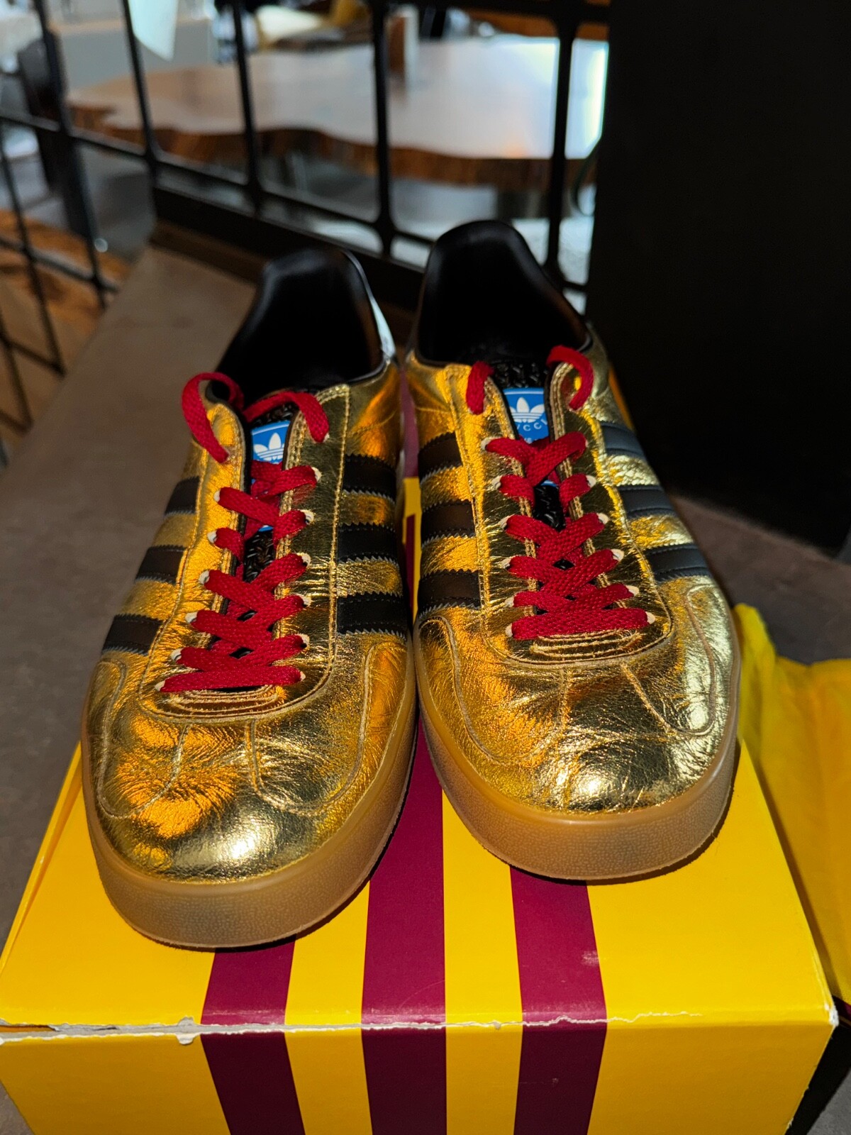 GUCCI × adidas Gazelle Core Black/Yellow GUCCI X ADIDAS GAZELLE BLACK GG MONOGRAM SNEAKER UNBOXING