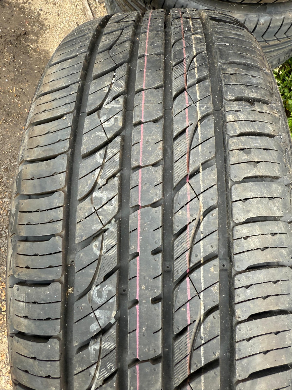 New 235 55 19 Kumho, Crugen Premium, 101H, x1 Tyre (F1_tyres) YD148