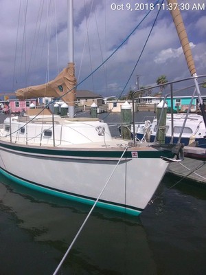 1986 Vancouver Sailboat - Like New Condition - NO RESERVE