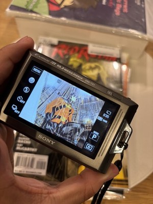 Sony Cyber ​​Shot DSC-TX1 10.2MP 4x Optical Zoom Digital