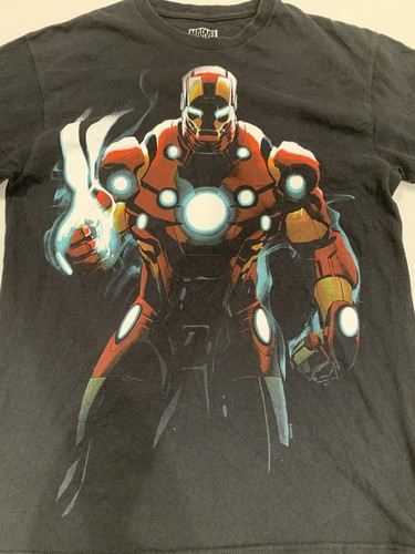 Vintage Iron Man Marvel T-shirt M Avengers Big Face Helmet Vintage Iron Man Marvel T-shirt M Avengers Big Face Helmet