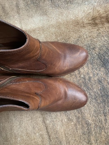 Frye Madeline Brown Ankle Boots Size 8