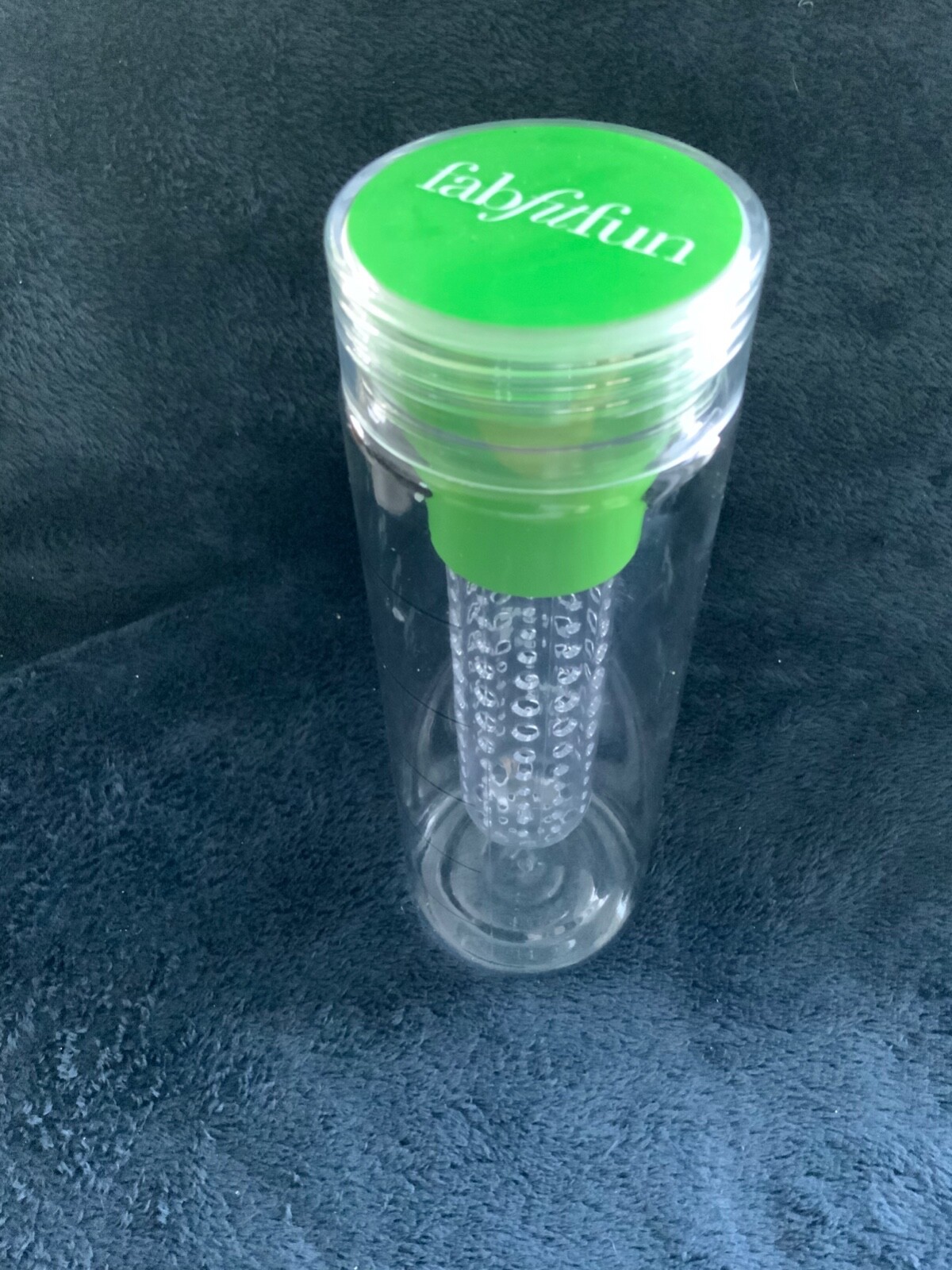 Fabfitfun Fruit Infuser Water Drink Cup 8 1/2” tall EUC Appears unused