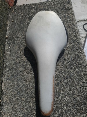 Boardman Road bike Saddle white