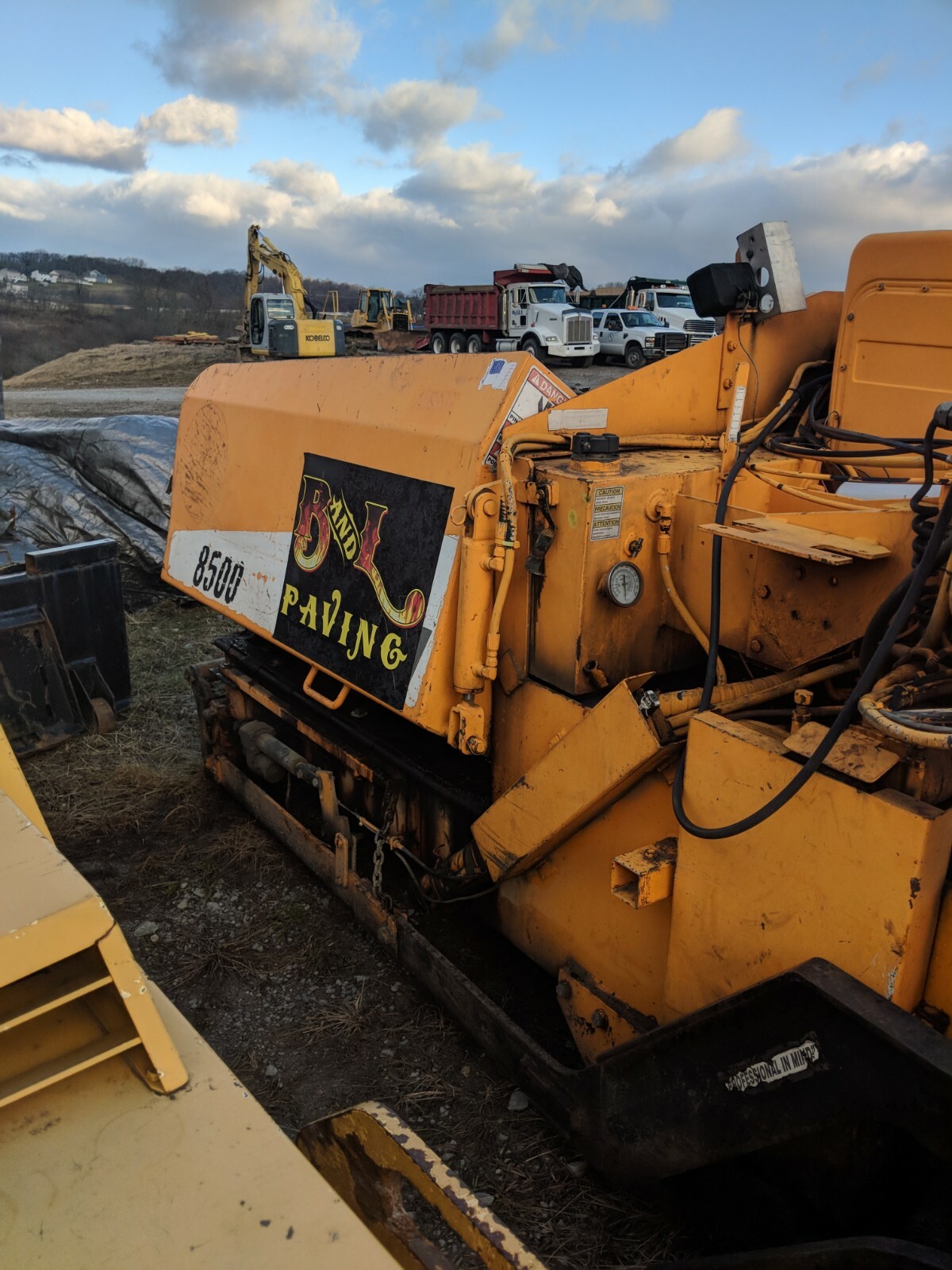 Asphalt paver leeboy 8500, 8 to 15 screed , propane heat