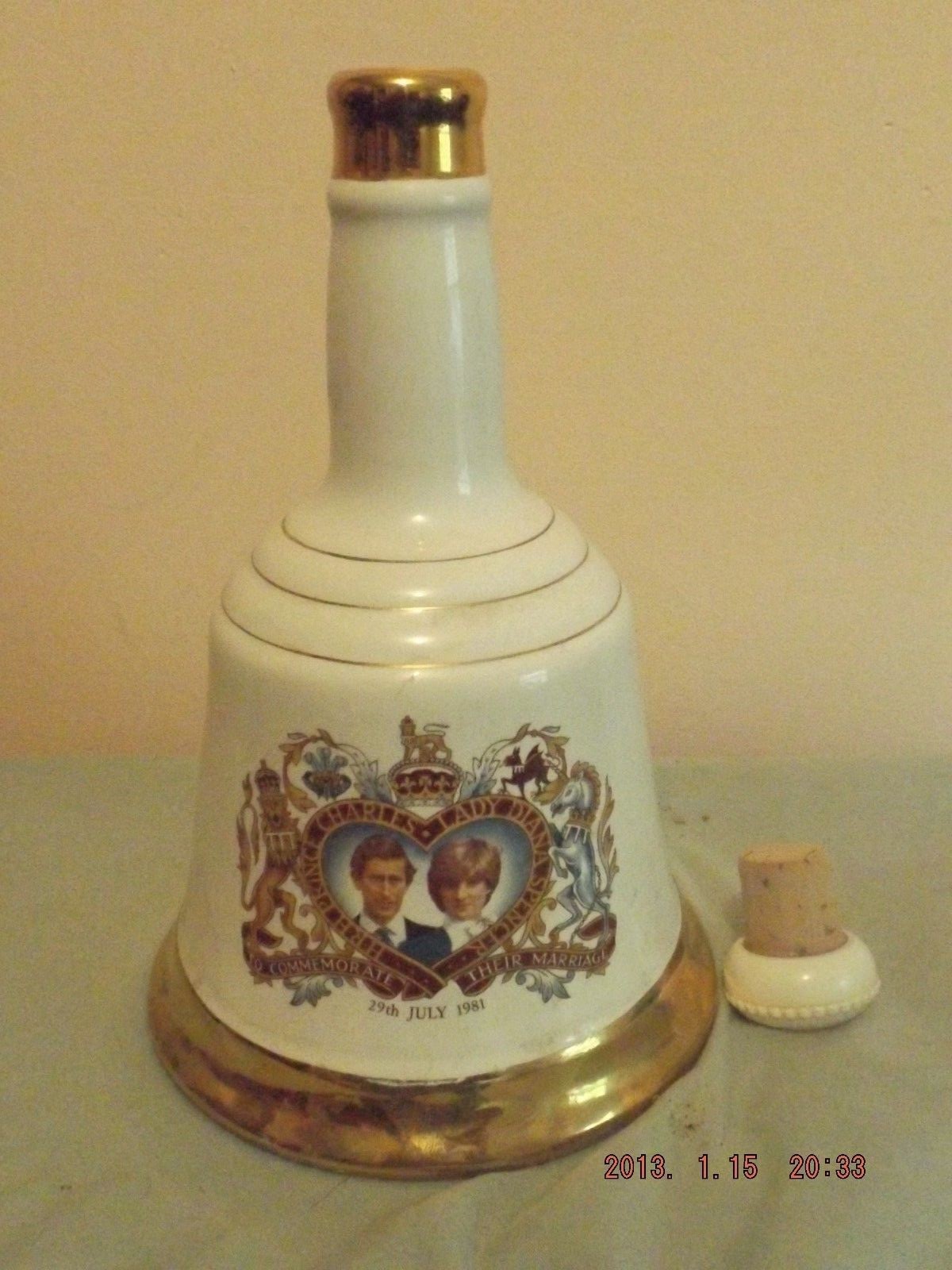 Wade Bells Whisky Prince Charles Lady Diana Wedding Commemorative Decanter 1981