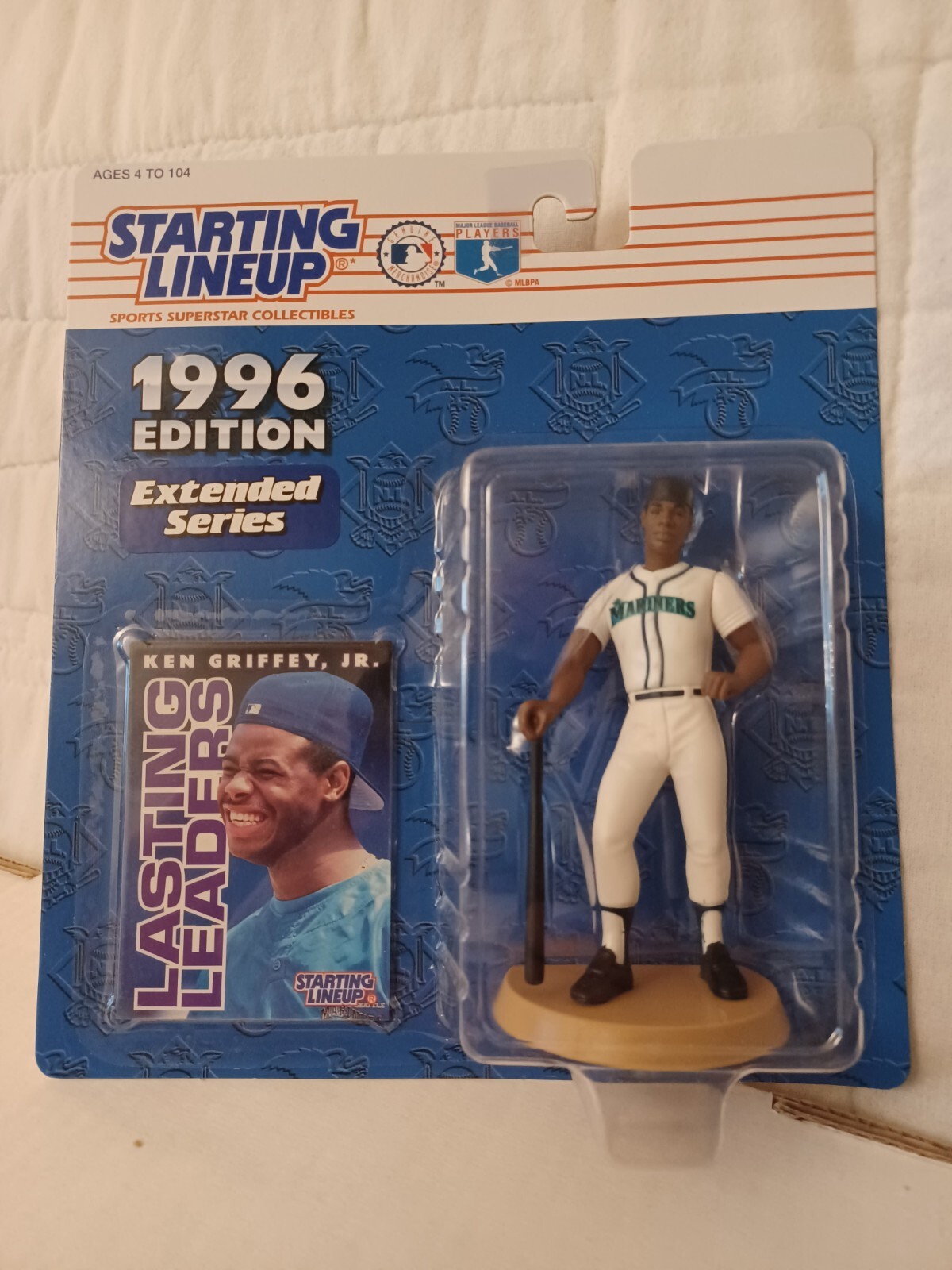 NEW 1996 KEN GRIFFEY JR MARINERS STARTING LINEUP FIGURE