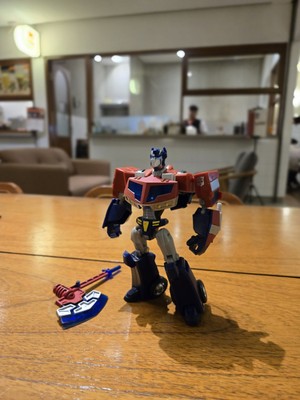 Transformers Universal Studios Autobot Evac complete Hasbro Transformers Universal Studios Autobot Evac complete Hasbro