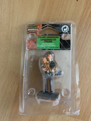 Lemax Spooky Town Halloween  Figur - 02390 - The Tired Trick or Treater