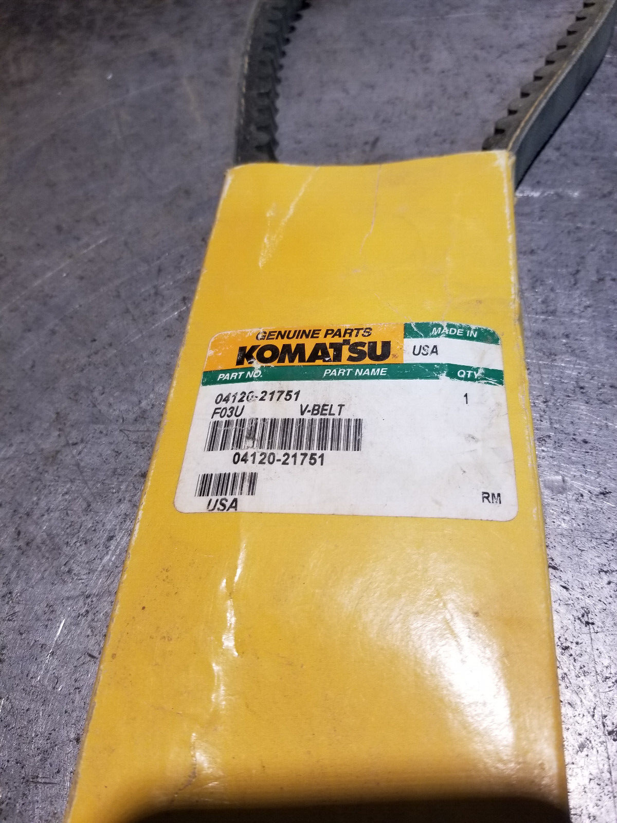 04120-21751 KOMATSU BELT - Picture 1 of 3