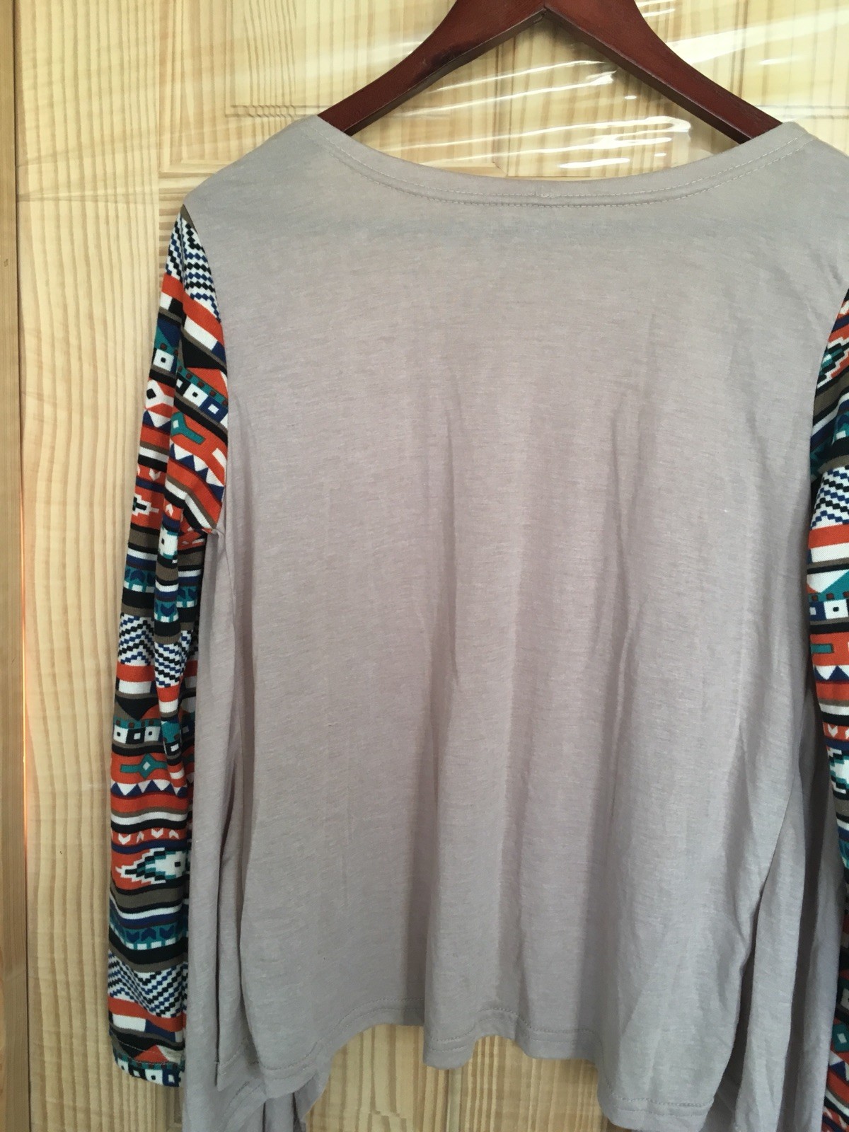 Women’s Earth Color Beige Cardigan Sweater Size M Cotton Blend Western Style