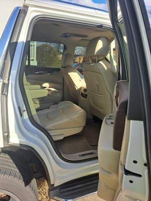 image 10 of interior