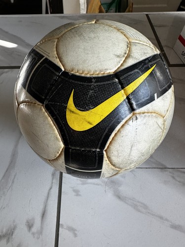 サッカーボール NIKE FIFA INCYTE OFFICIAL MATCH BALL NIKE INCYTE OFFICIAL MATCH BALL | eBay