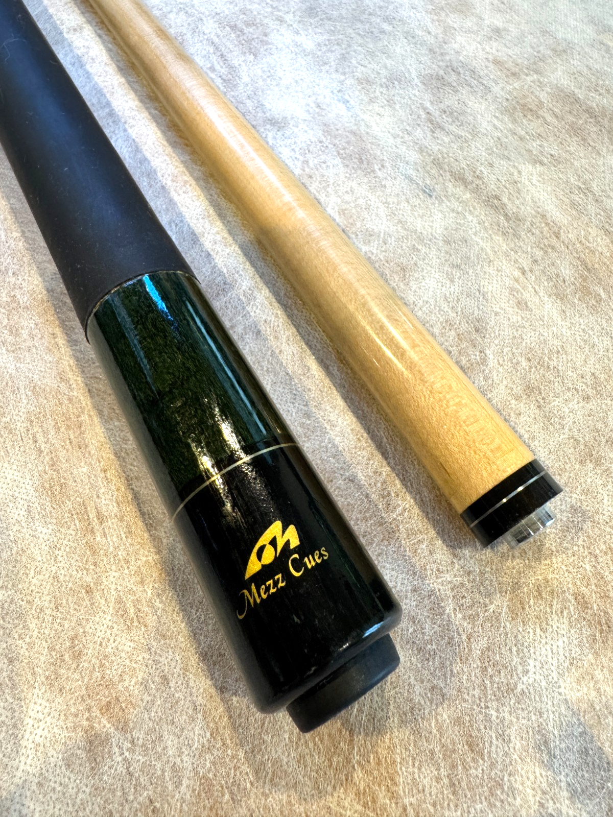 J*n様 Mezz cue Mezz Dark Green Pool Cue 5/16-14 Piloted Joint 19.4oz Made in
