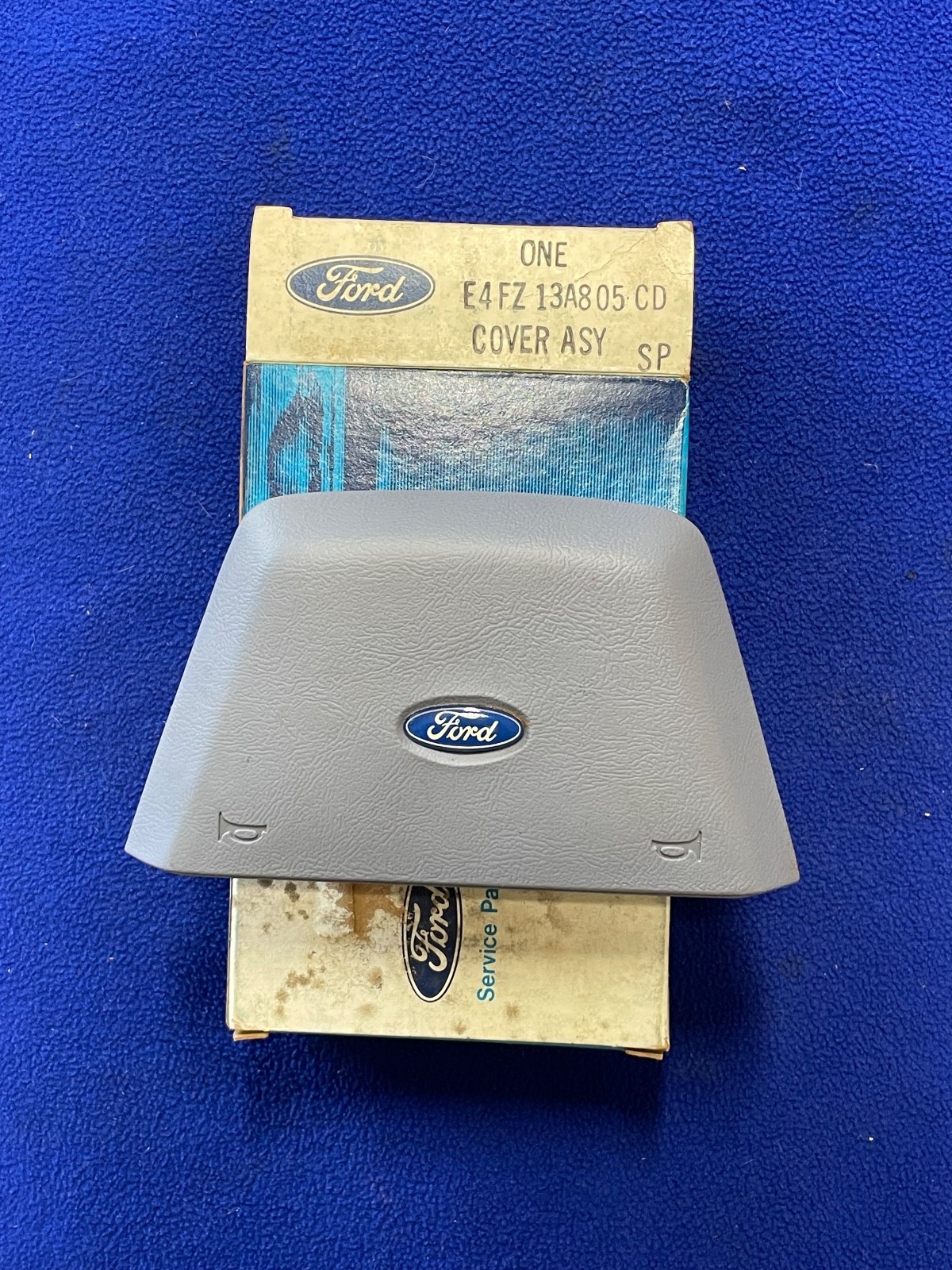 Ford Genuine NOS Horn Button E4FZ-13A805-CD