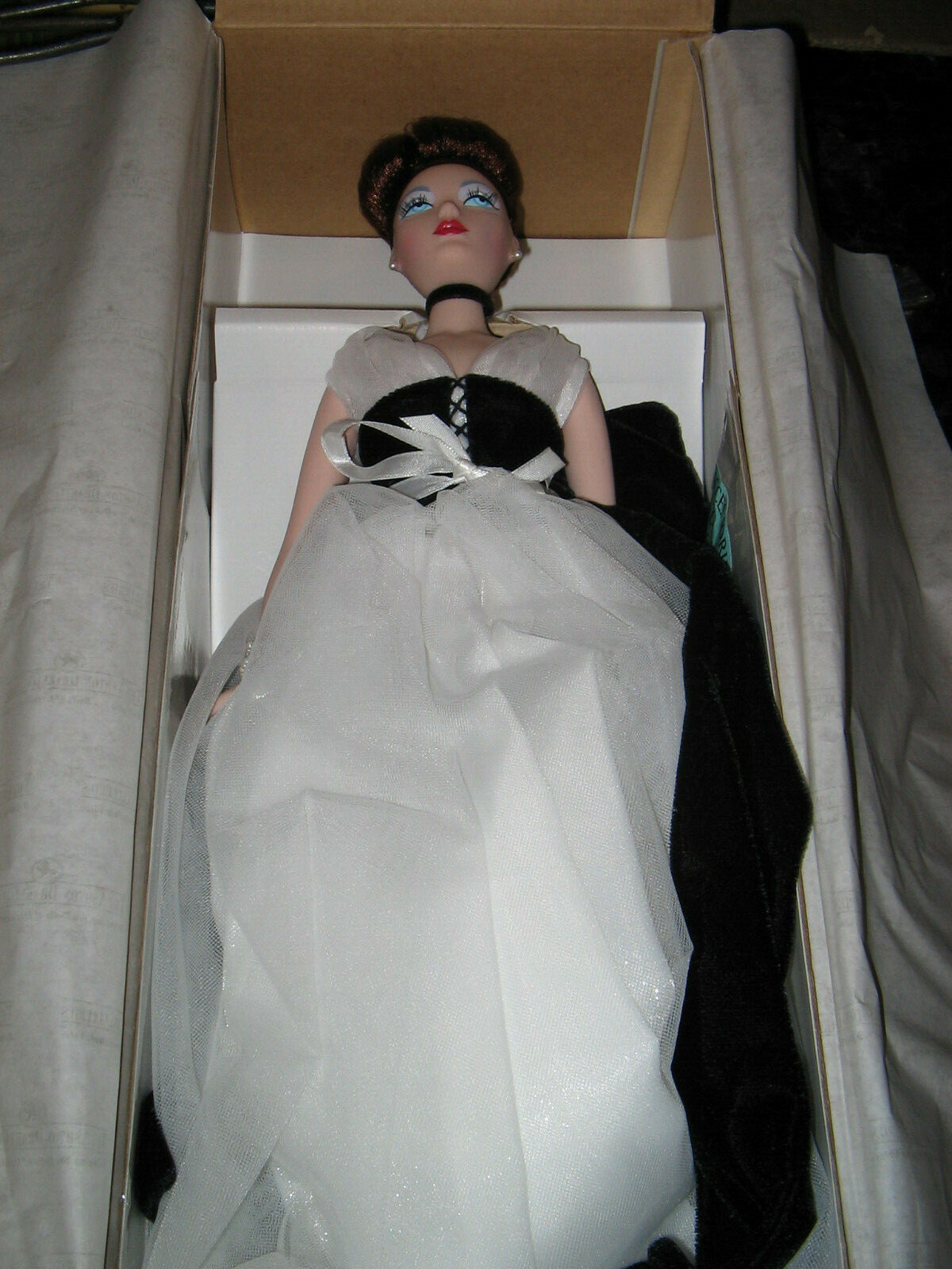 Ashton Drake Gene Destiny & Covent Garden Dolls signed with  Access. NRFB