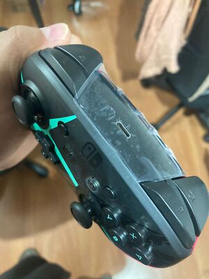 Nintendo Switch Pro Controller - Xenoblade Chronicles 2 Limited